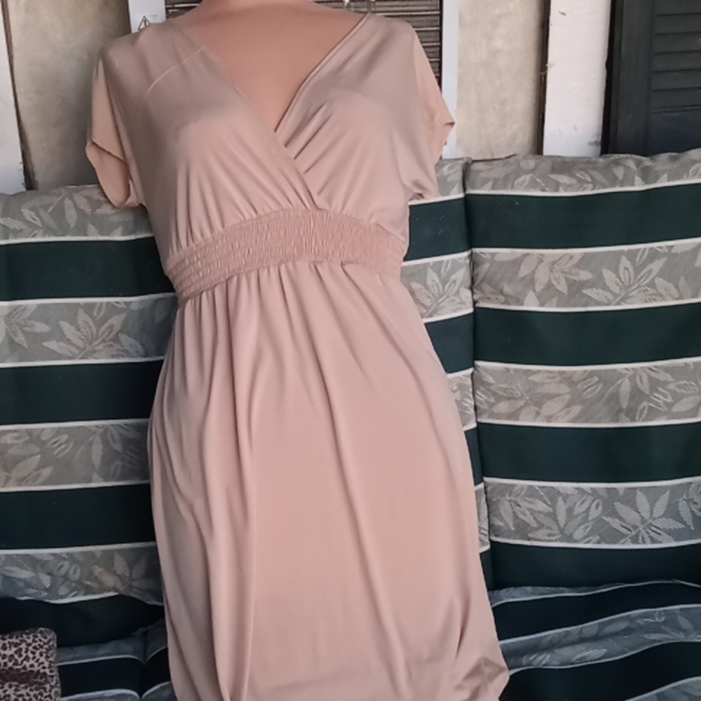 Fresh of LA Woman's vintage dress   size M.